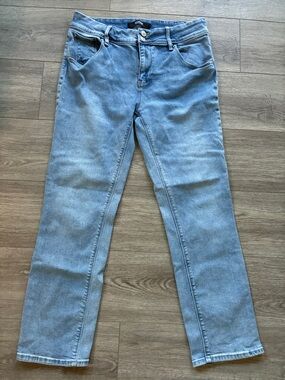 Hudson’s women’s straight leg jeans size 10